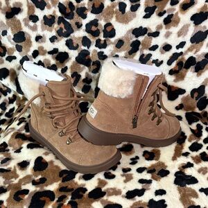 UGG Women's Brown Winter Boots with Fur Lining